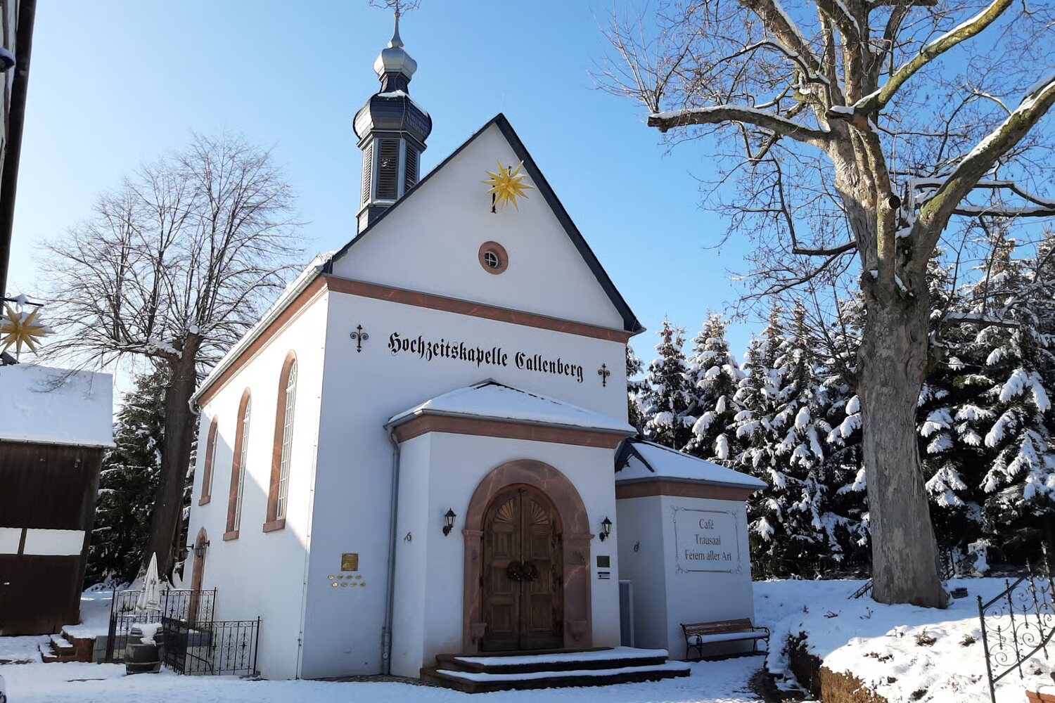 Hochzeitskapelle Callenberg im Winter